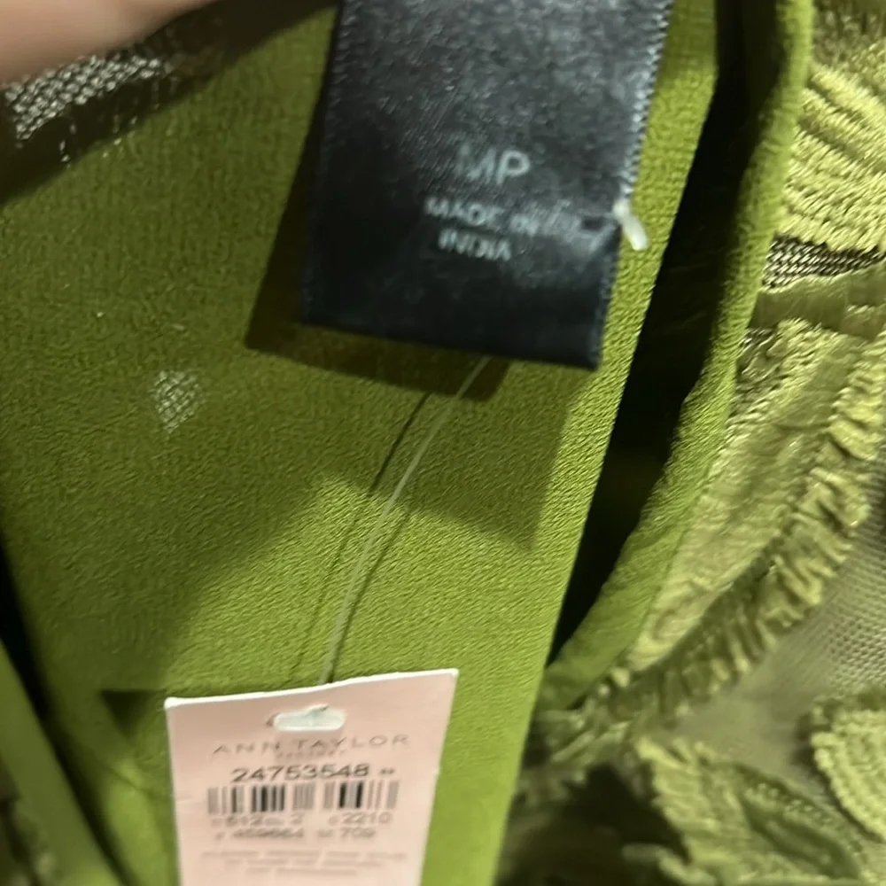 Ann Taylor Top - Picture 3 of 4